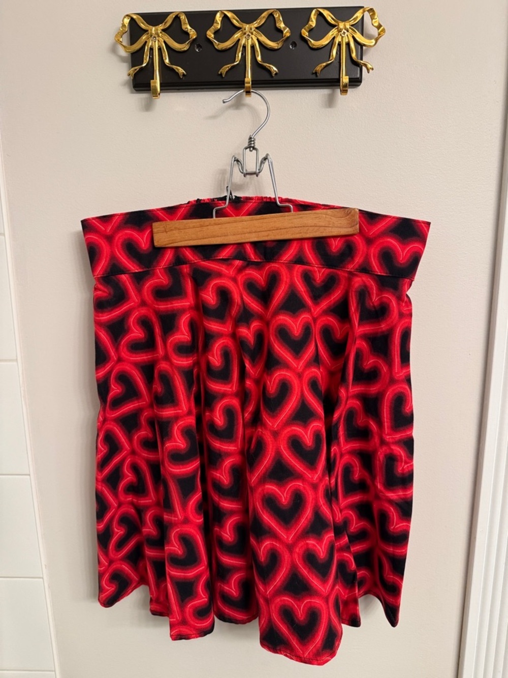 Retrolicious Red and Black Heart A-Line Skirt